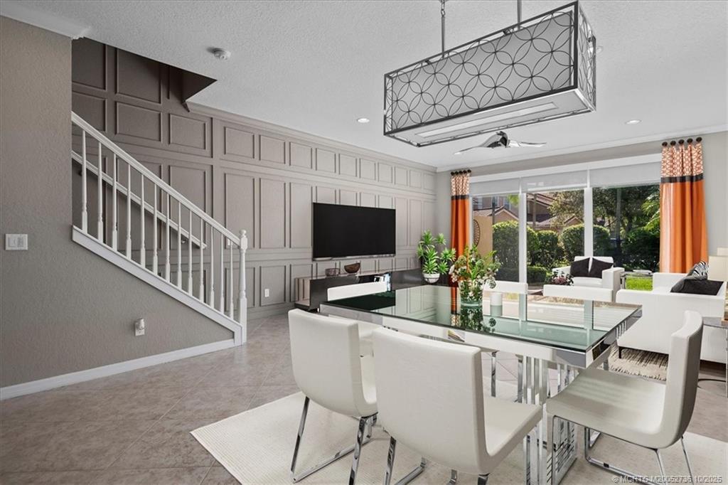 692 Glen Crest Way, Stuart