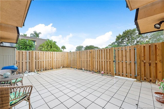4 of 39 - 5802 Se Windsong Lane, Stuart, FL