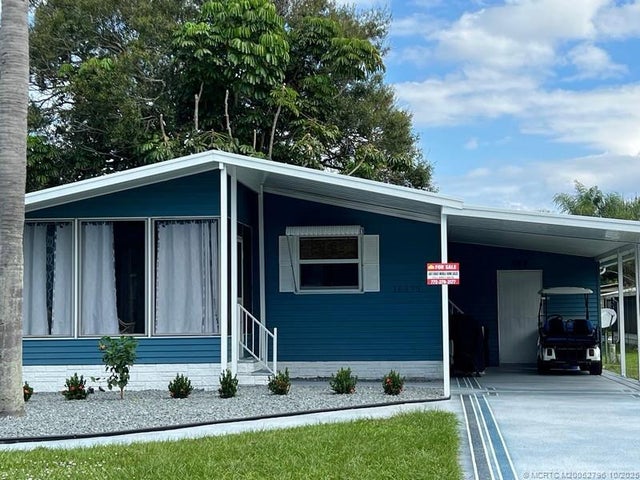 16373 Indianwood Cir Center, Indiantown