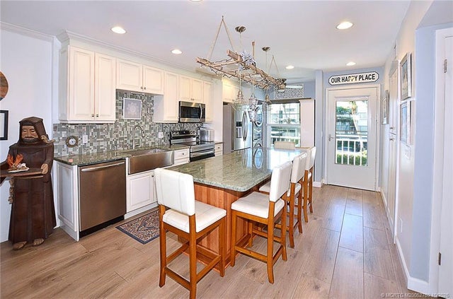 5 of 37 - 1864 Sw Palm City Road #204, Stuart, FL