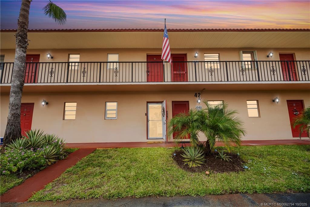 1981 Palm City Road 42c, Stuart