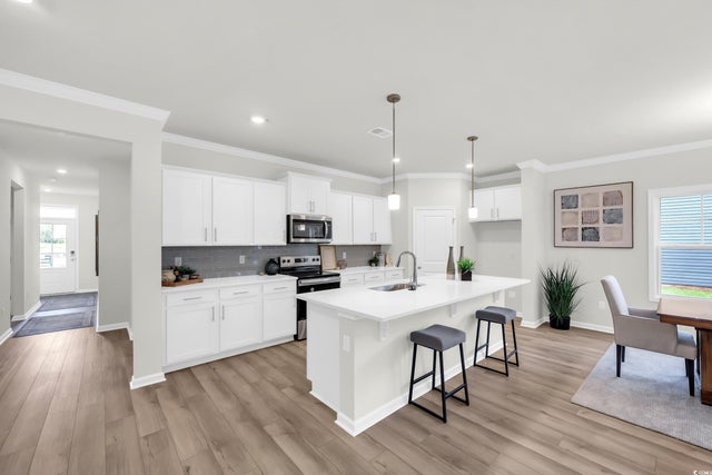 Photo of Listing #2525897