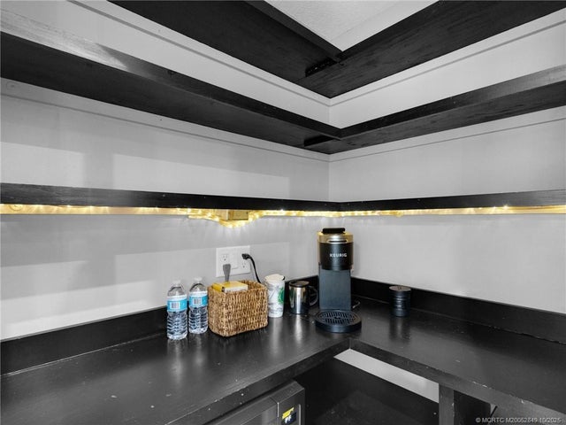 5 of 48 - 8025 Sw Yachtsmans Drive, Stuart, FL