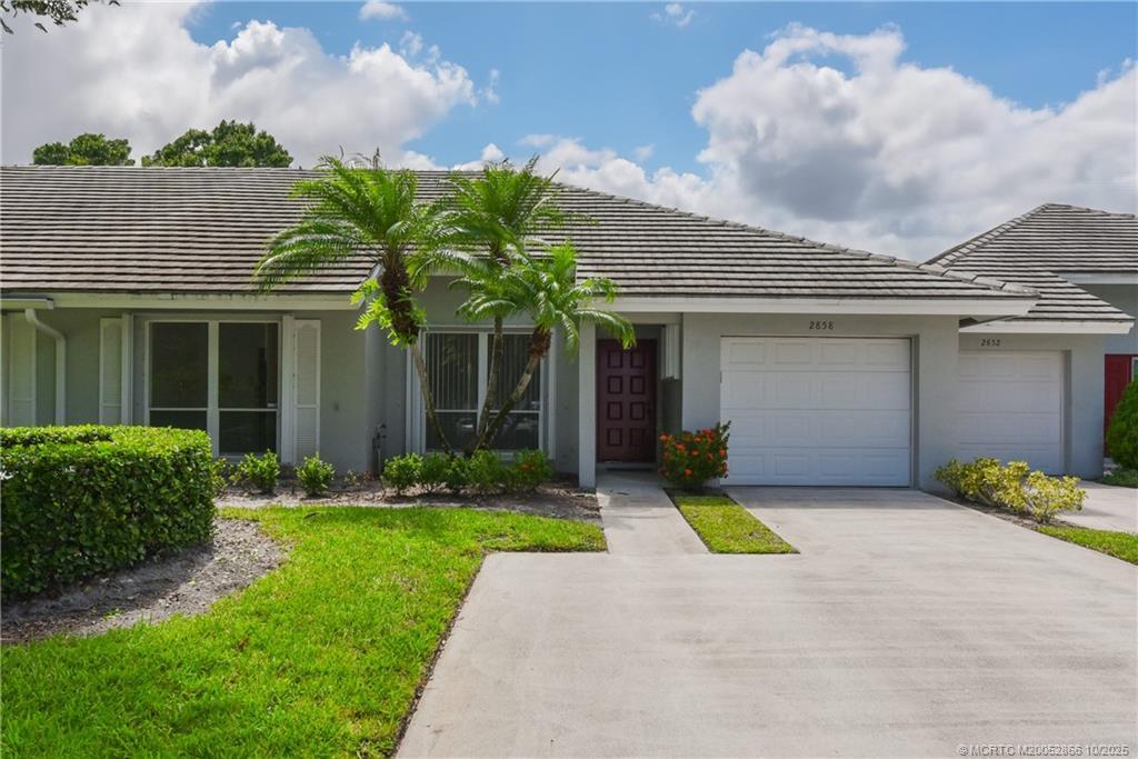 2858 Westlake Circle, Palm City
