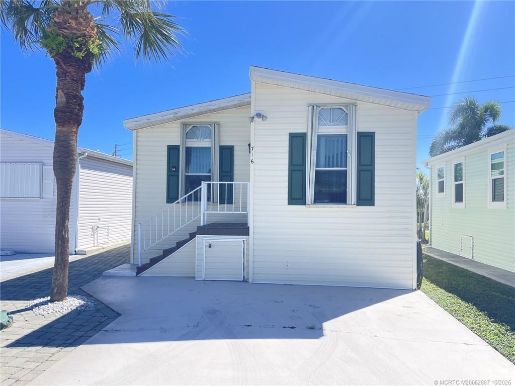 716 Nettles Boulevard, Jensen Beach