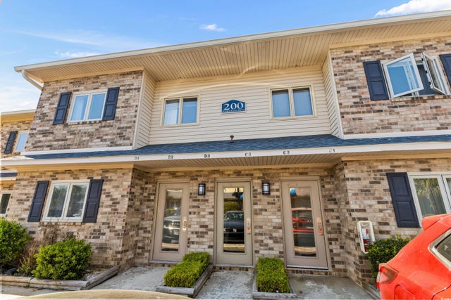 Photo of Listing #2526374