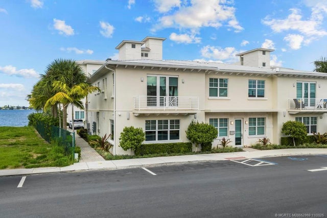 3 of 76 - 53 Se Seminole Street #1a, Stuart, FL