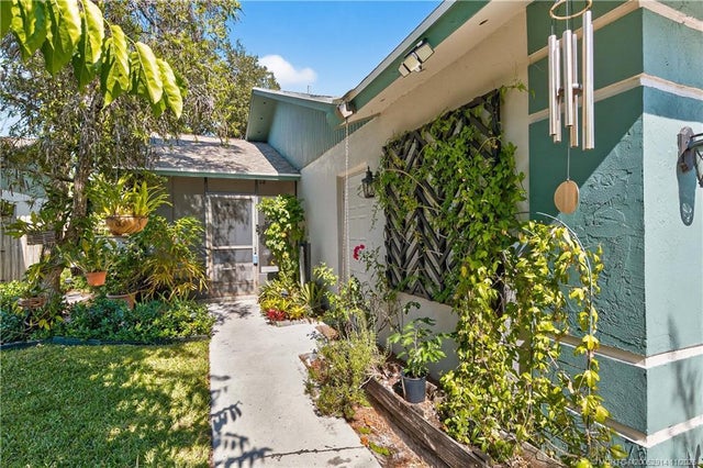 3 of 31 - 109 Se Taho Terrace, Stuart, FL