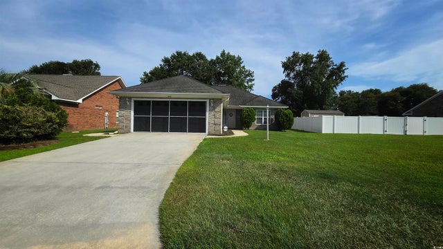 Photo of Listing #2526443