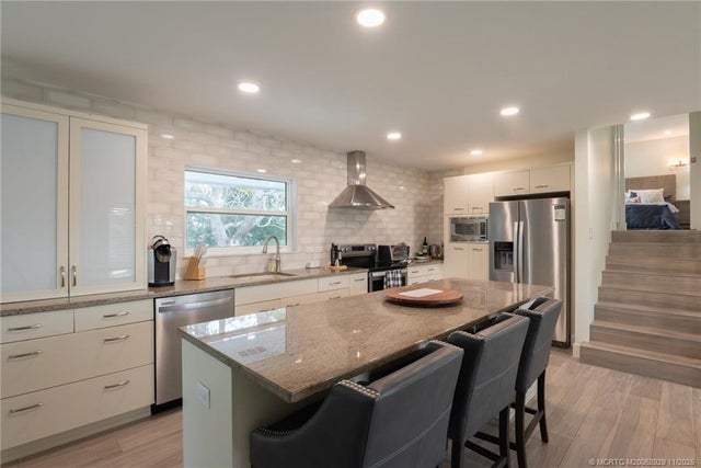 4 of 34 - 3342 Se Court Drive, Stuart, FL