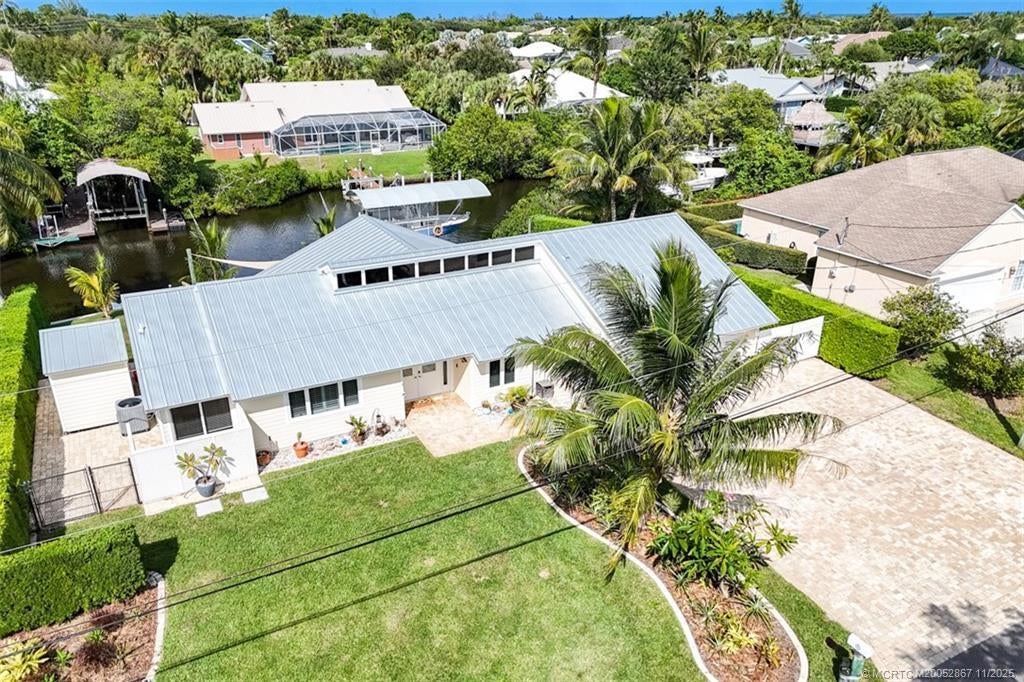 8295 Palm Street, Hobe Sound