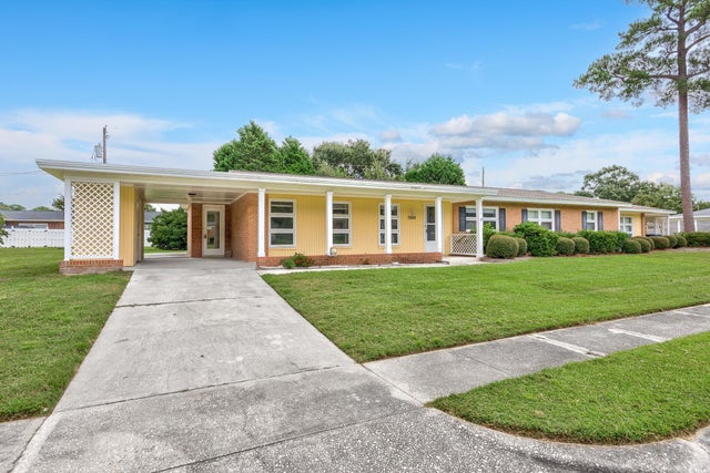 Photo of Listing #2526853