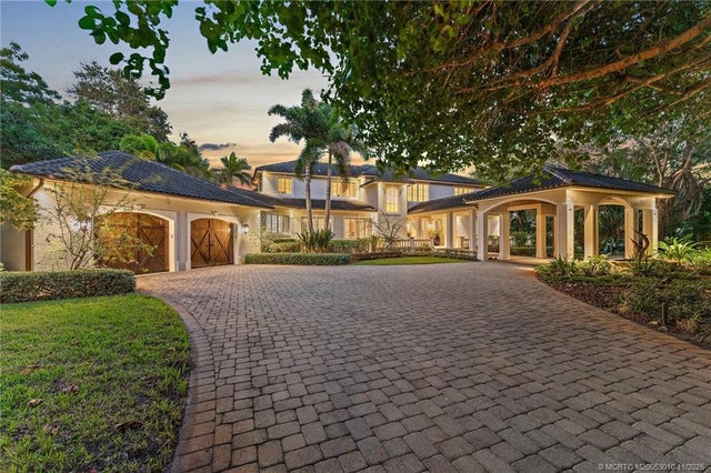 301 Se Harbor Point Drive, Stuart