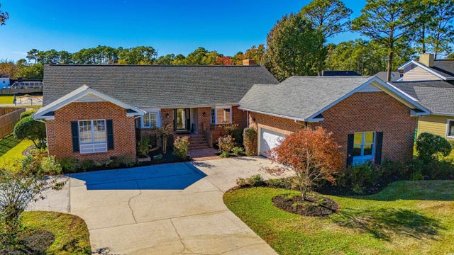 Photo of Listing #2527193