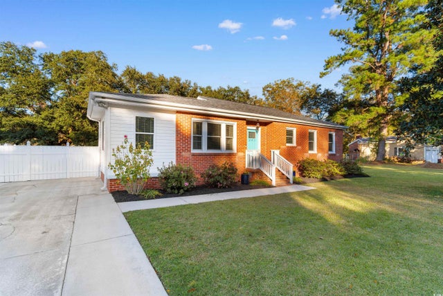 Photo of Listing #2527221