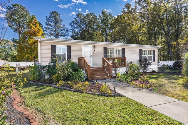 Photo of Listing #2527276