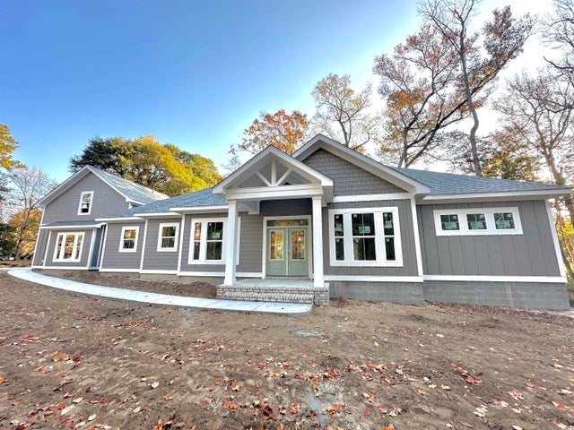 Photo of Listing #2527443