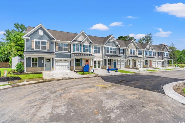 Photo of Listing #2527594