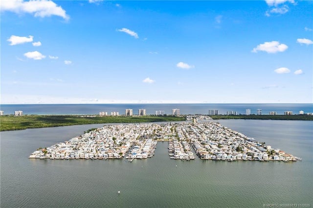 Photo of Listing #M20053173