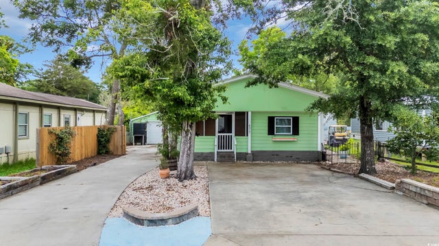 Photo of Listing #2528343