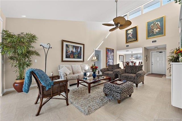 Photo of Listing #M20053252