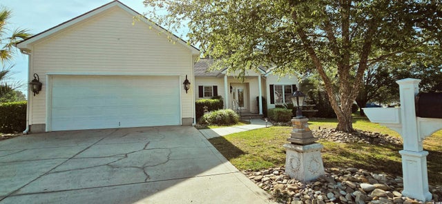 Photo of Listing #2529142