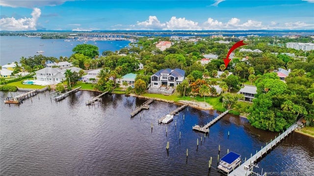 Photo of 817 Saint Lucie Crescent, Stuart 