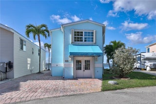 Photo of Listing #M20053497