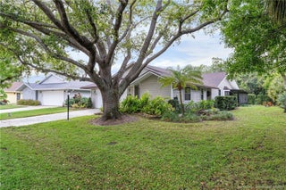 Photo of Listing #M20053608