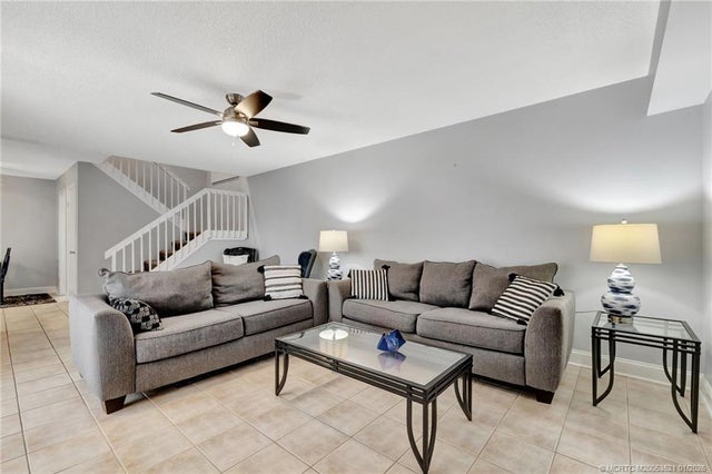 Photo of Listing #M20053521