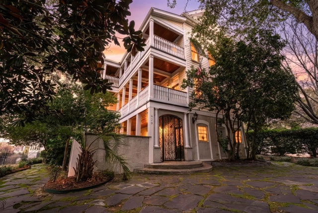 Photo of Listing #2600070