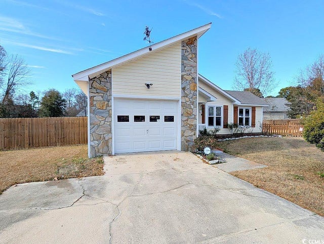 Photo of Listing #2600210