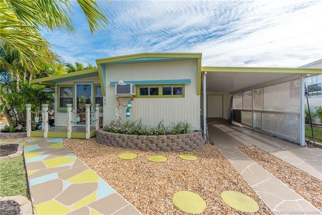 Photo of Listing #M20053681