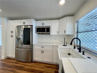 Photo of Listing #M20053728