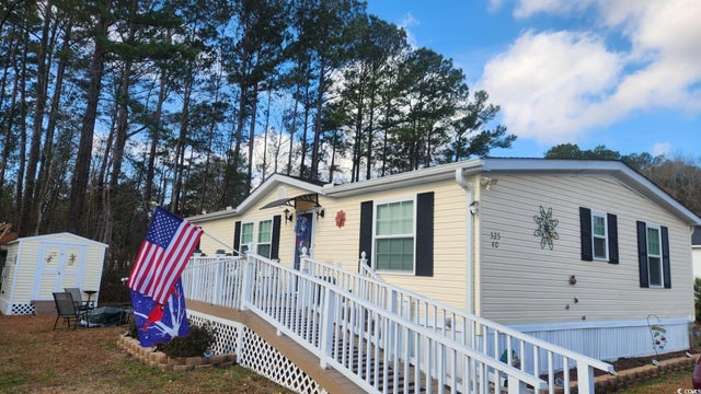 Photo of Listing #2600477