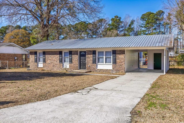 Photo of Listing #2600486