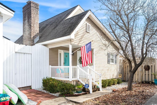 Photo of Listing #2600757