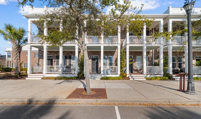 Photo of Listing #2600890