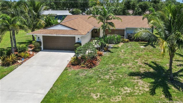 2916 Se Paramount Place, Stuart