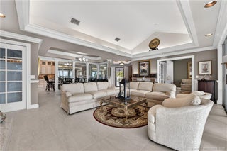 Photo of Listing #M20053689