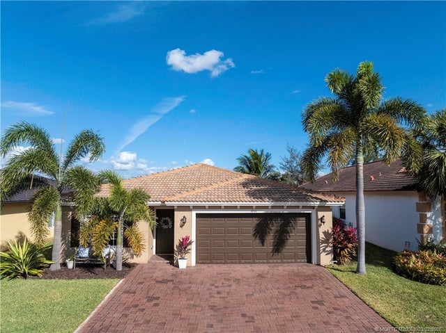 Photo of Listing #M20053923