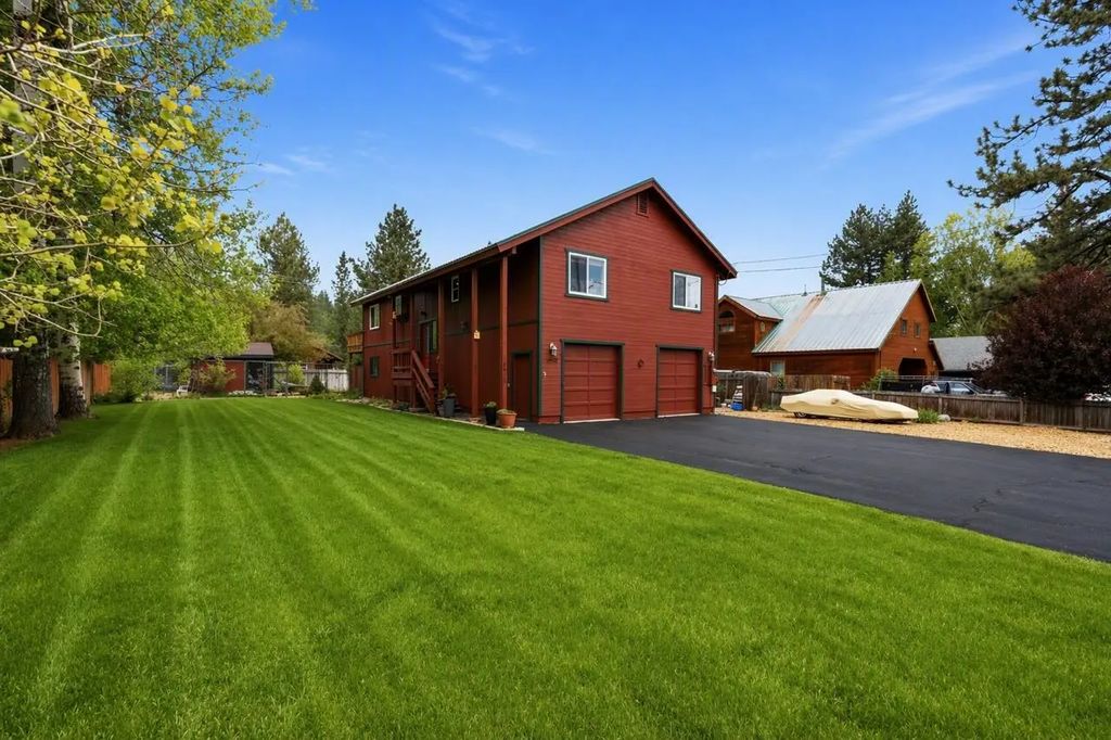 16159 Wellington Way, Truckee