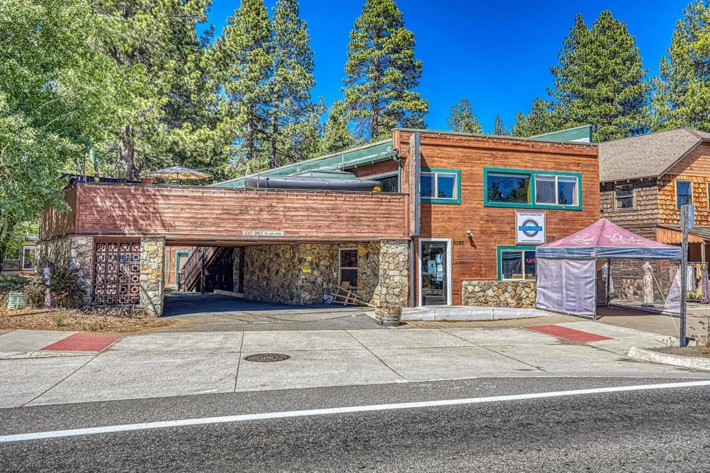 8393 North Lake Boulevard, Kings Beach