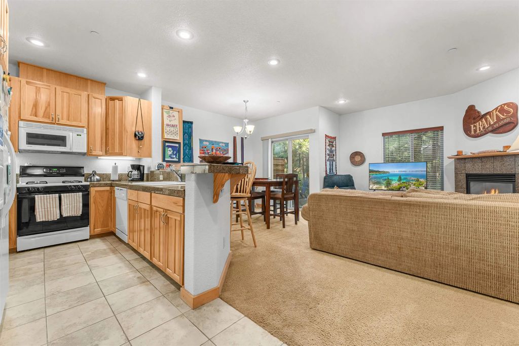 8709 Trout Avenue, Kings Beach