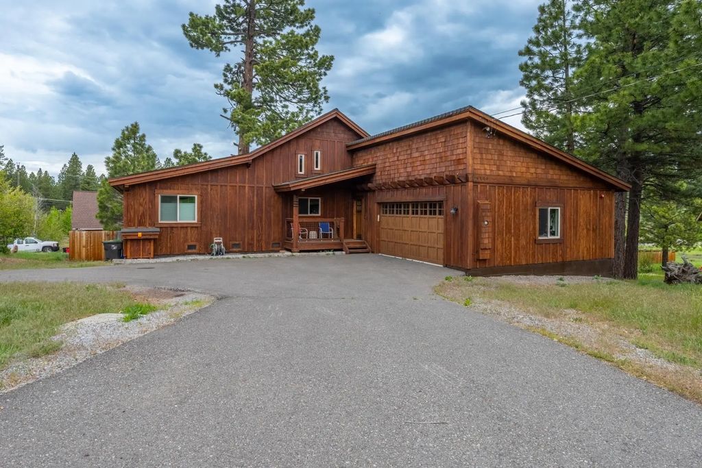 16138 Lance Drive, Truckee