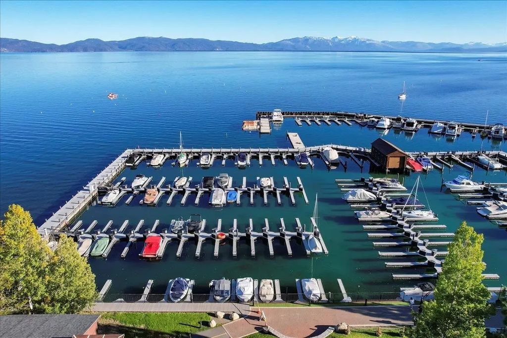 700 North Lake Boulevard #d-22, Tahoe City