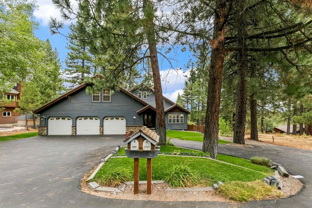 10936 Jeffery Pine Road, Truckee