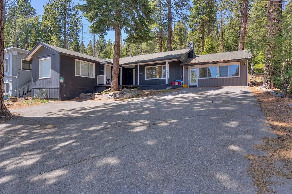 1335 N North Lake Boulevard, Tahoe City