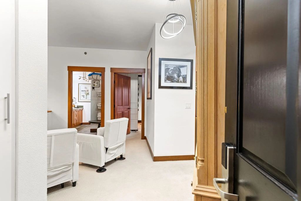 1750 Village East Road #409 (5-409), Olympic Valley