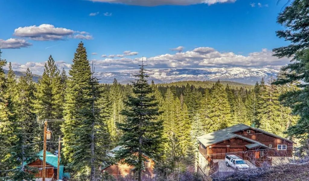 11910 Rhineland Avenue, Truckee